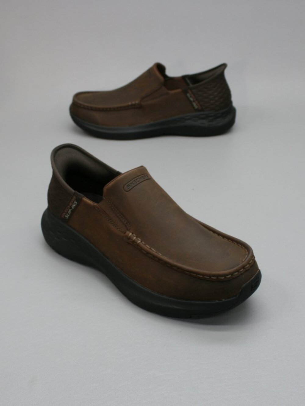 Skechers Men's 9 Parson-Oswin Brown Leather Hands-Free Slip-ins Shoes Loafers